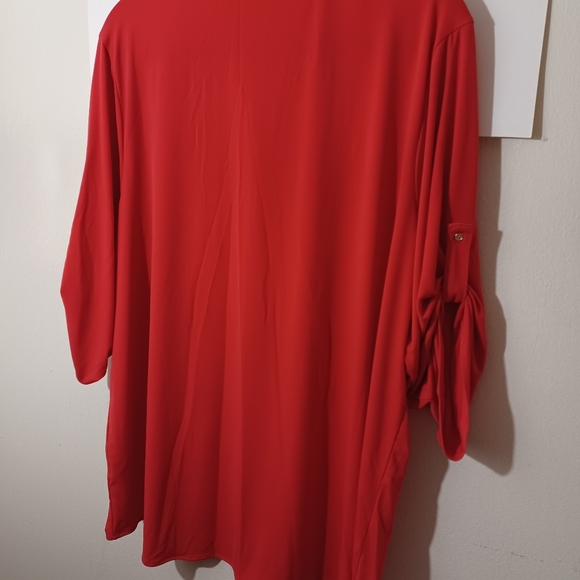 Catherines Malandrino Women's Red Roll-Tab Shirt New Size 2X, 1X - Picture 9 of 9